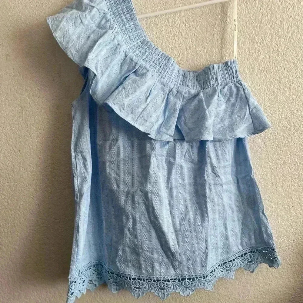 🆕 Sweet Wanderer Cold Shoulder Ruffle Top Blue S🆕 - Picture 2 of 7